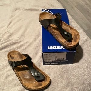 WOMEN’S BIRKENSTOCK GIZEH